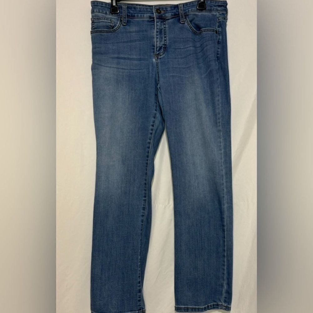 Women's St John's Bay Straight Leg
Jeans Size 12P